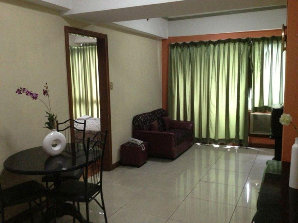 Mpt Suites Makati City Номер фото