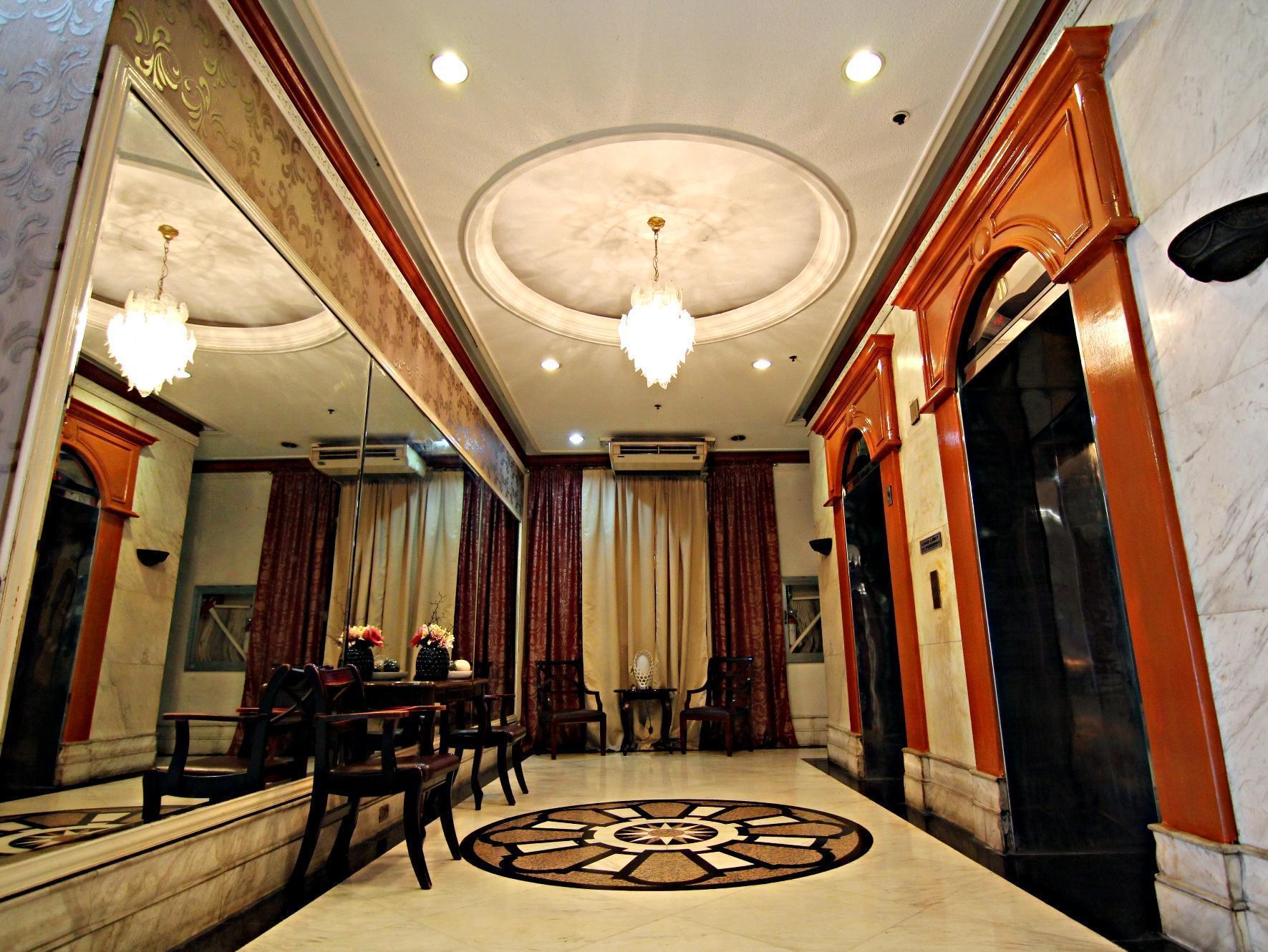 Mpt Suites Makati City Екстер'єр фото